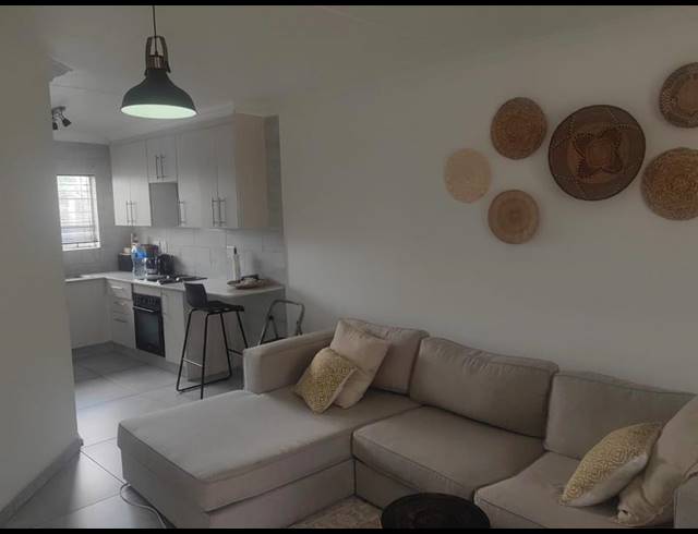2 BEDROOM APARTMENT FOR SALE IN VORNA VALLEY